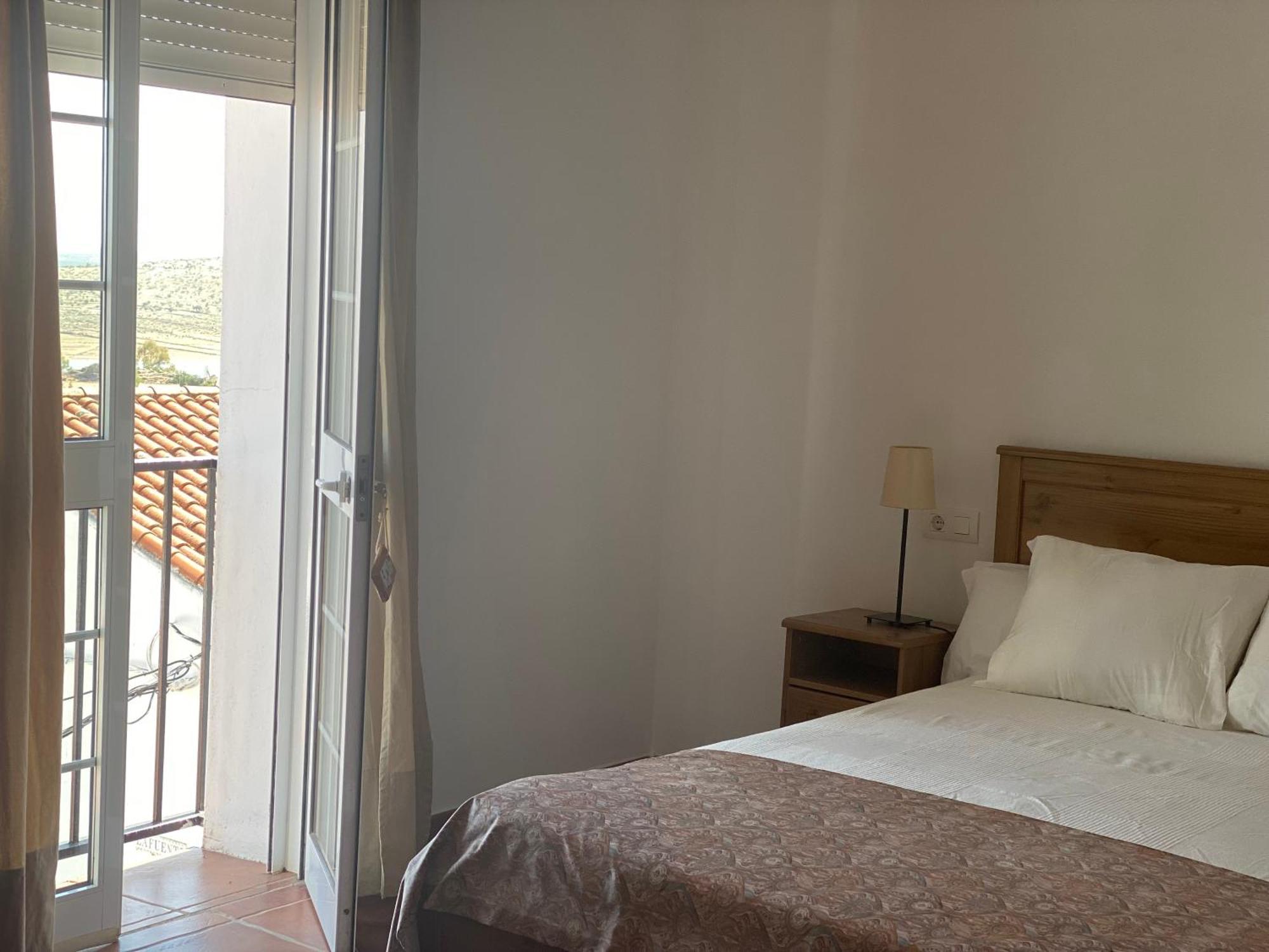 El Balcon De Alange Bed & Breakfast Luaran gambar